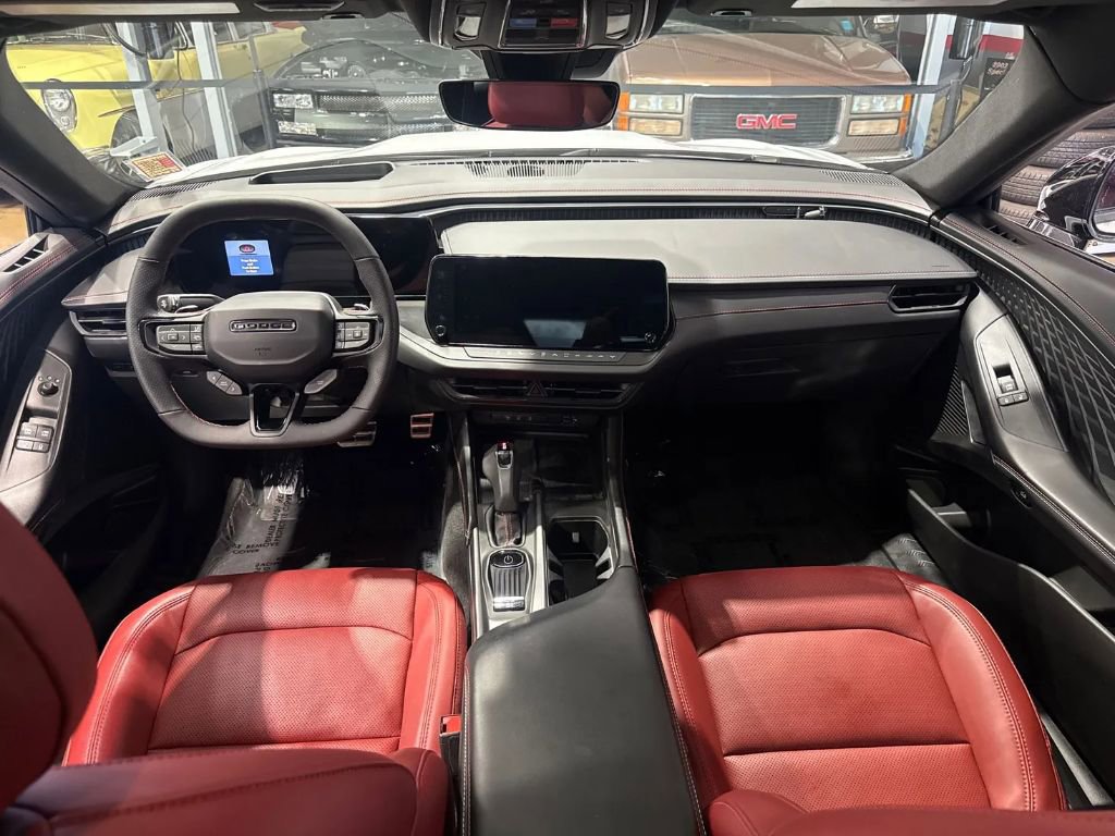 Used 2024 Dodge Charger R/T w/ Plus Group image 20