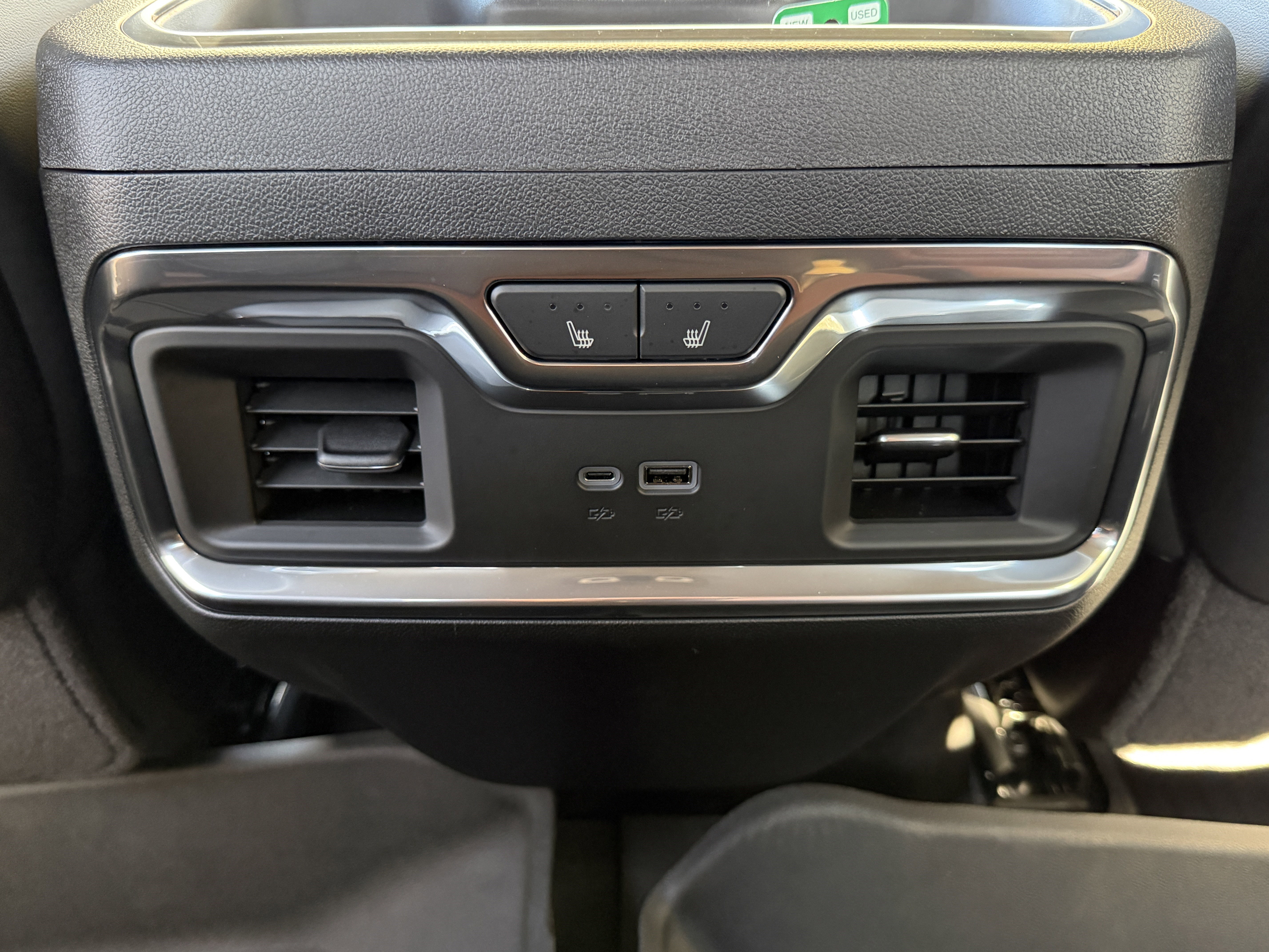 New 2026 GMC Sierra 3500 Denali Ultimate image 36