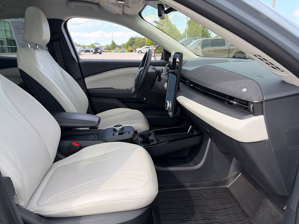 Used 2024 Ford Mustang Mach-E Premium AWD/4WD image 11