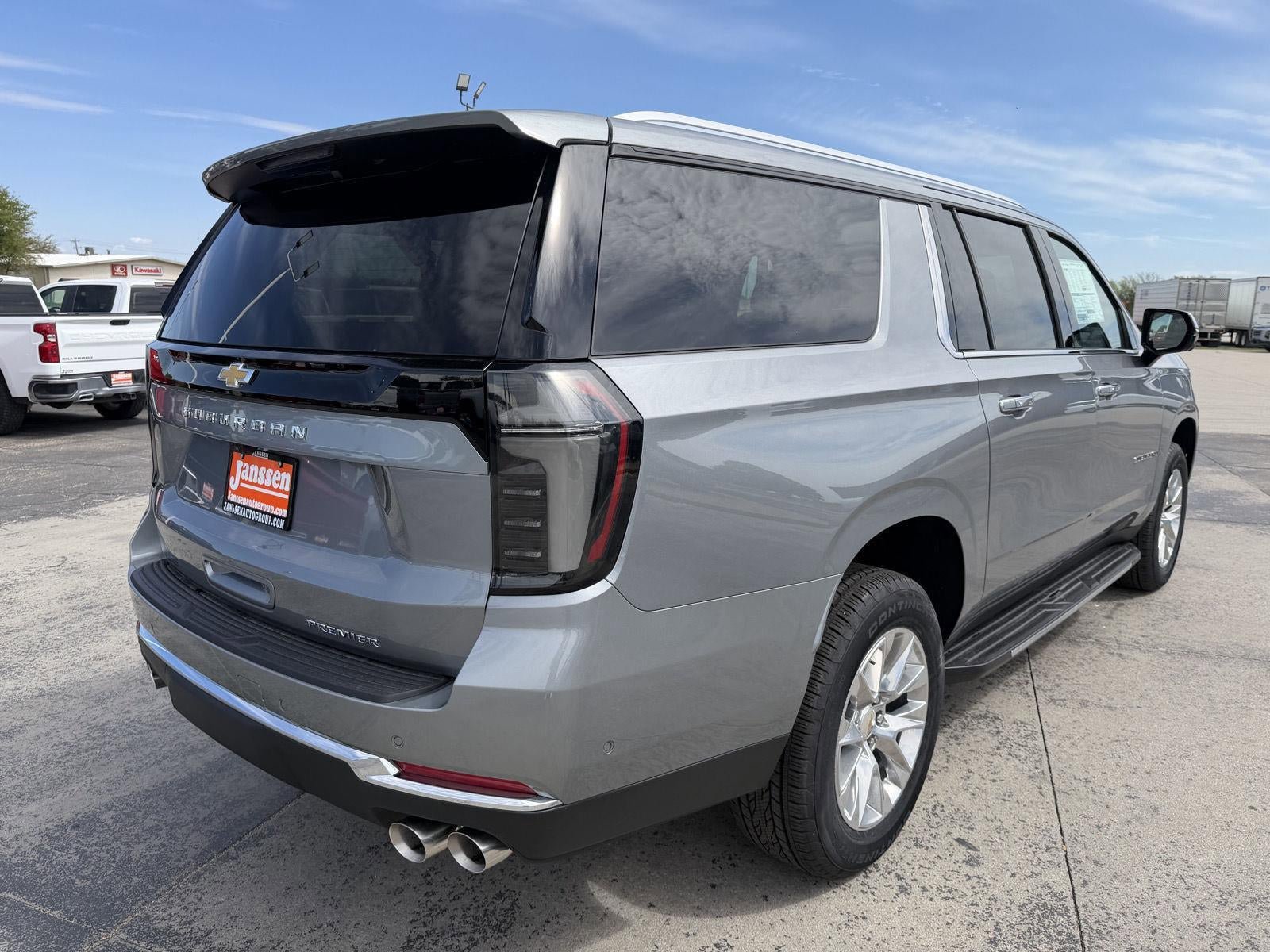 New 2026 Chevrolet Suburban Premier AWD/4WD image 6