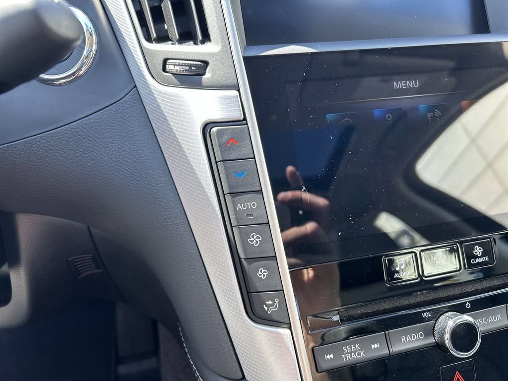Certified 2023 INFINITI Q50 Luxe w/ Cargo Package AWD/4WD image 21