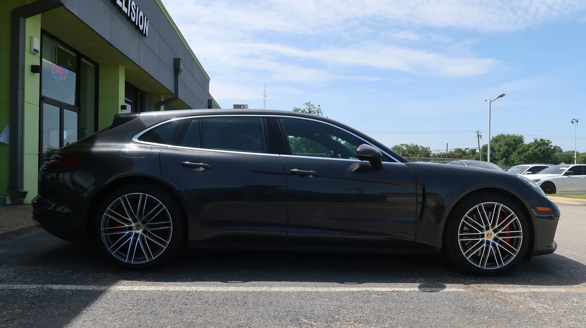 Used 2018 Porsche Panamera Turbo Sport Turismo AWD/4WD image 7