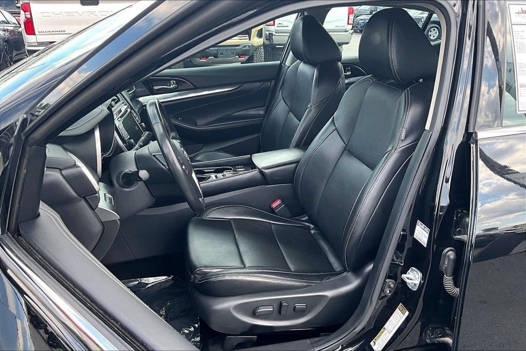 Used 2023 Nissan Maxima SL FWD image 23