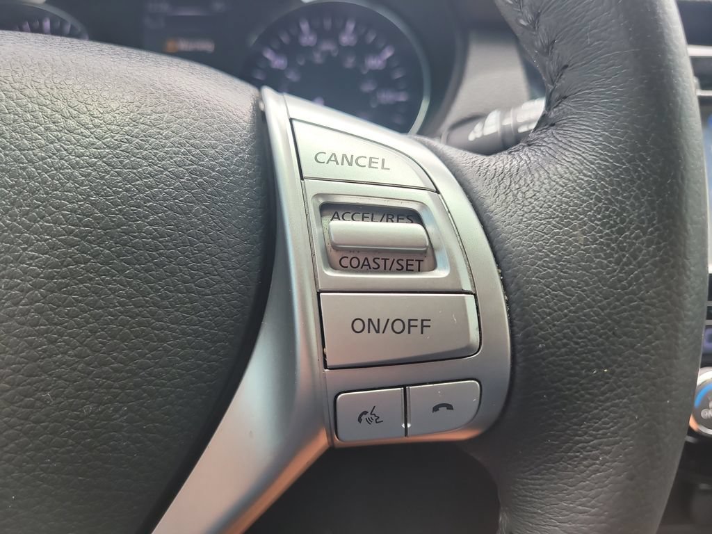 Used 2016 Nissan Rogue SL w/ SL Premium Package AWD/4WD image 31
