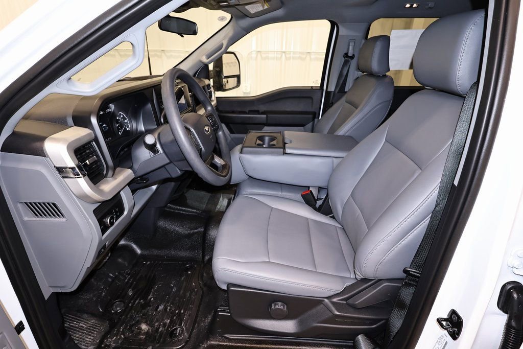 New 2026 Ford F450 XL w/ XL Chrome Package AWD/4WD image 11