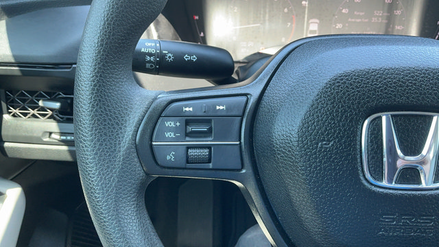 Used 2025 Honda Accord SE image 11