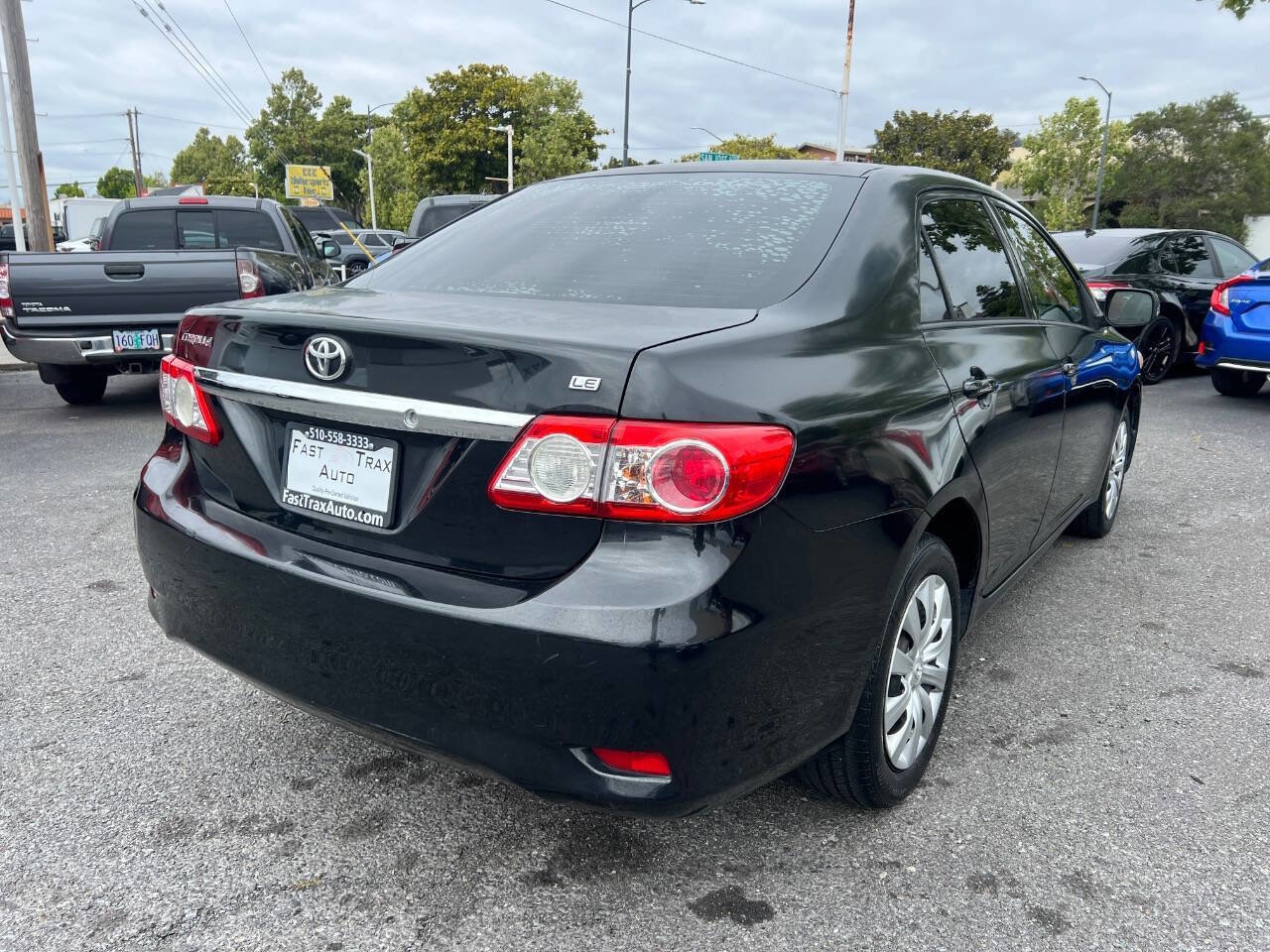 Used 2012 Toyota Corolla LE FWD image 4
