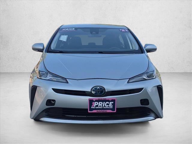 Used 2021 Toyota Prius L Eco FWD image 2