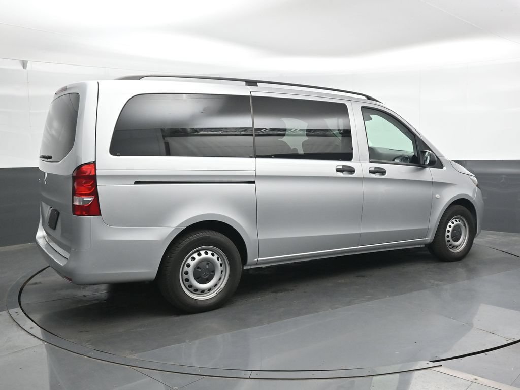 Used 2023 Mercedes-Benz Metris Passenger image 4