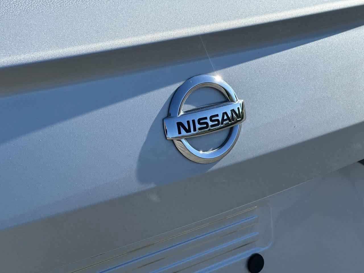 Used 2020 Nissan Altima 2.5 SR w/ Premium Package FWD image 11