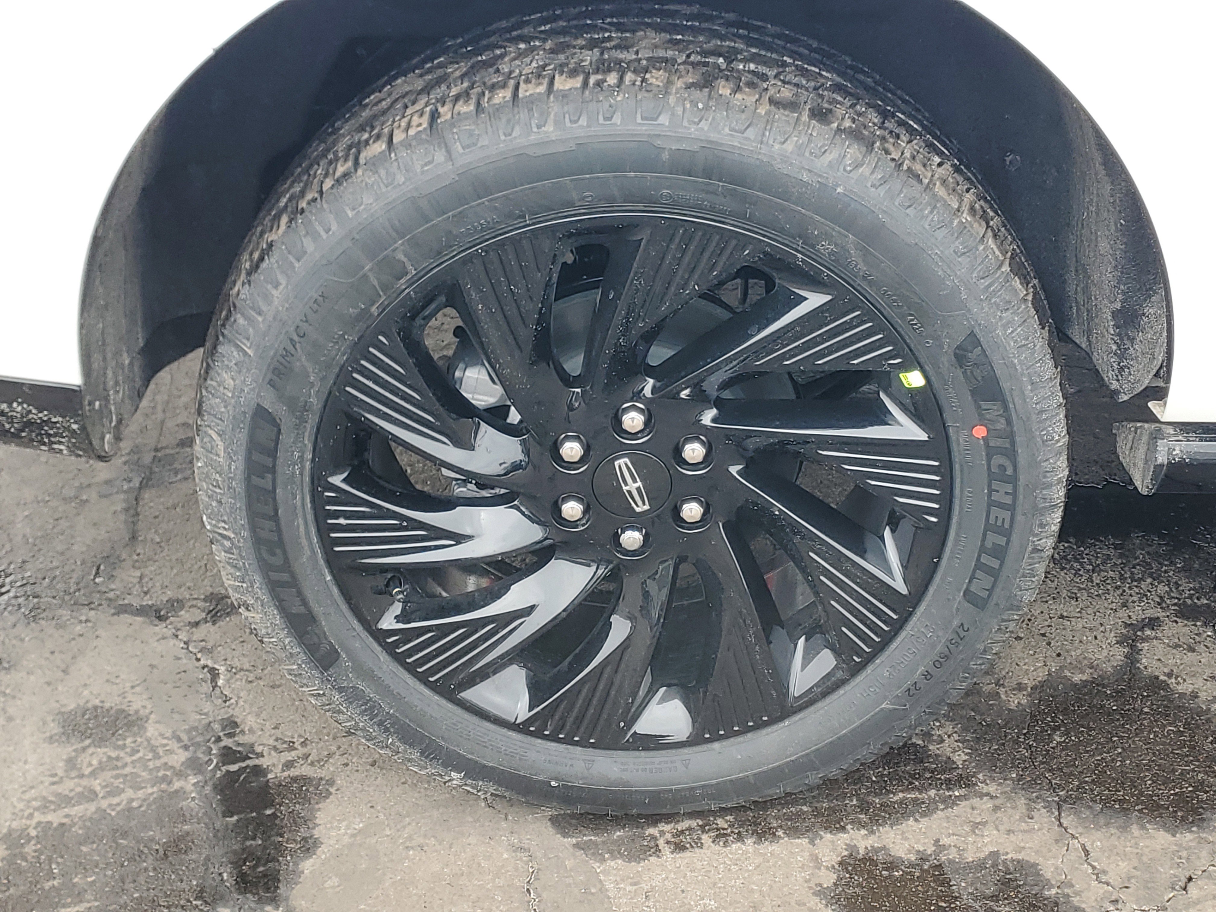 New 2026 Lincoln Navigator Reserve w/ Jet Appearance Package image 5