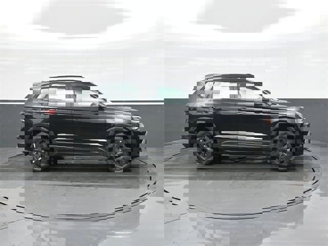 New 2026 Volkswagen Taos S image 8