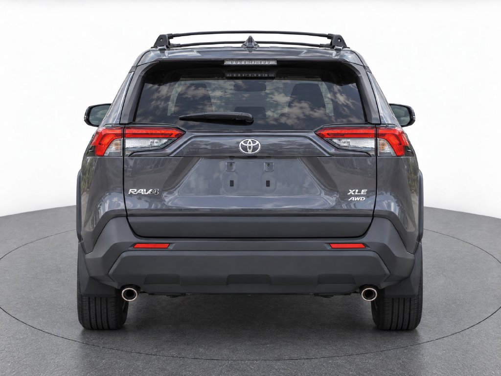 Used 2023 Toyota RAV4 XLE w/ Convenience Package AWD/4WD image 4