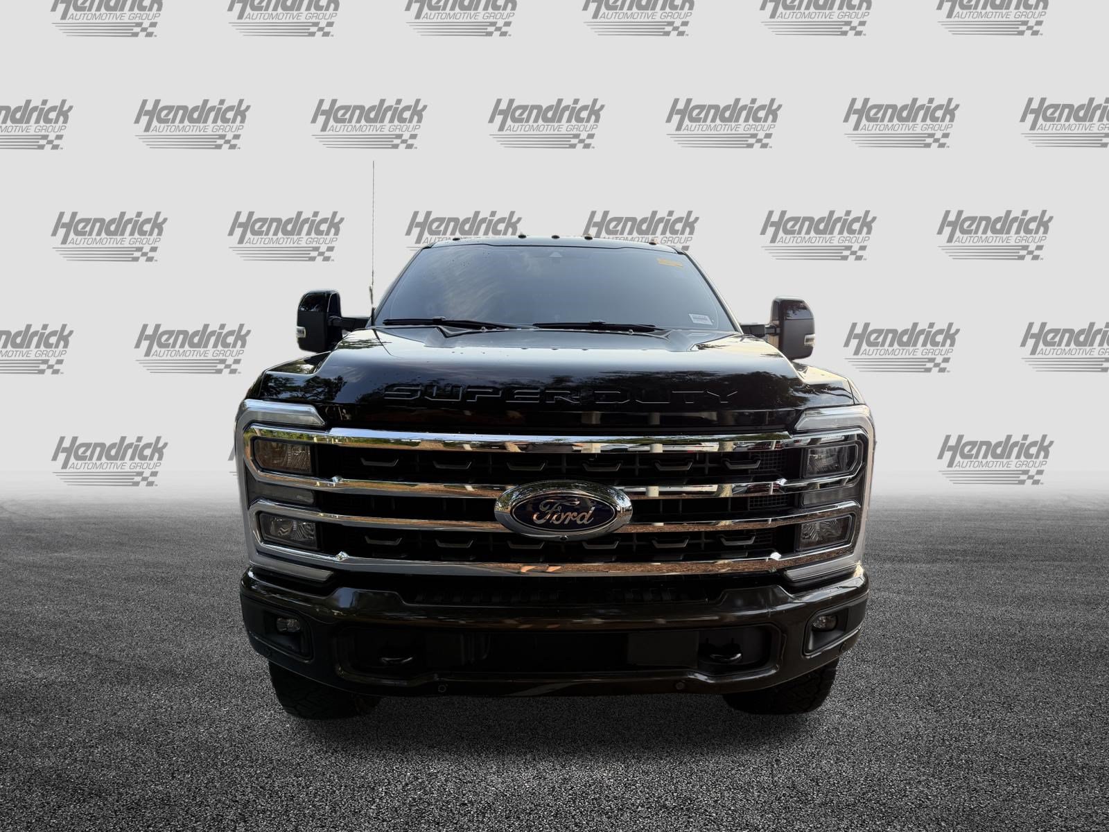 Used 2025 Ford F350 King Ranch w/ FX4 Off-Road Package AWD/4WD image 3