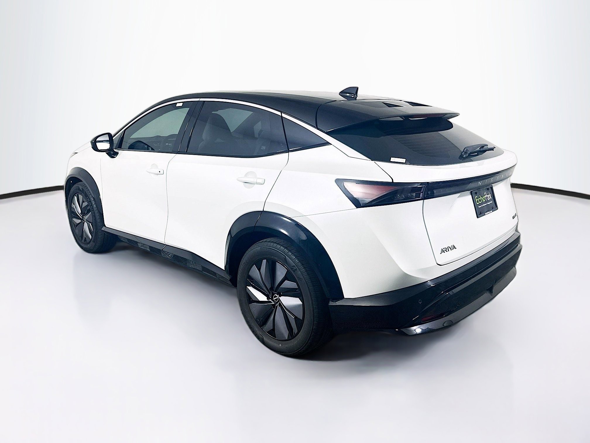 Used 2023 Nissan Ariya FWD image 5