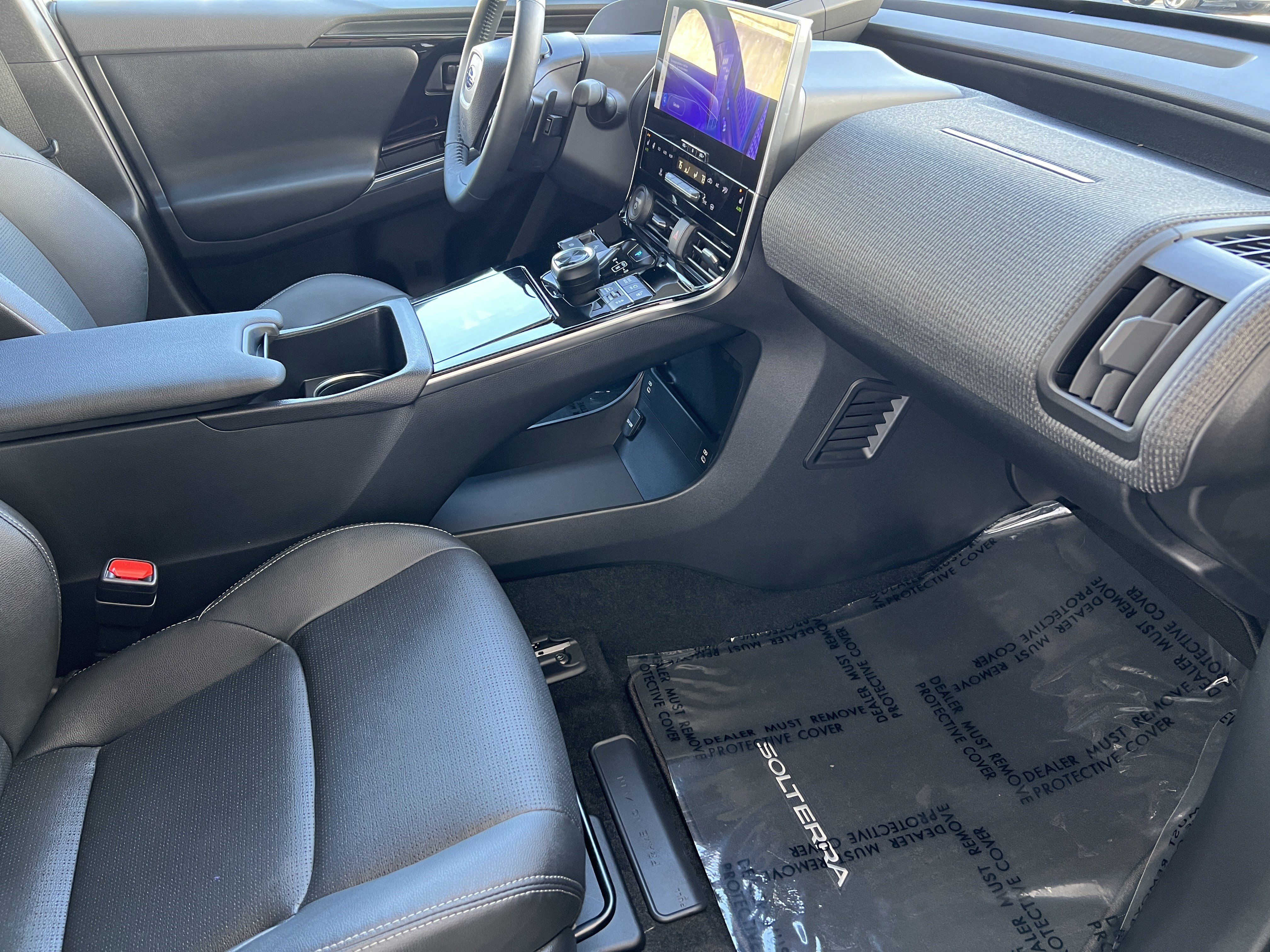 Used 2023 Subaru Solterra AWD image 22