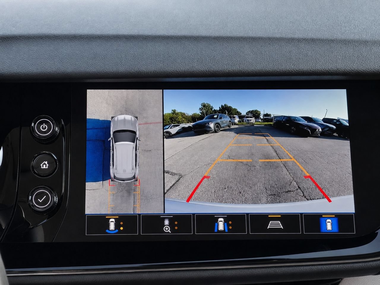 Used 2021 Buick Envision Avenir FWD image 23