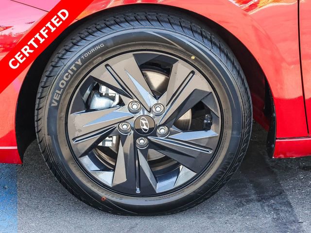 Certified 2021 Hyundai Elantra SEL FWD image 9