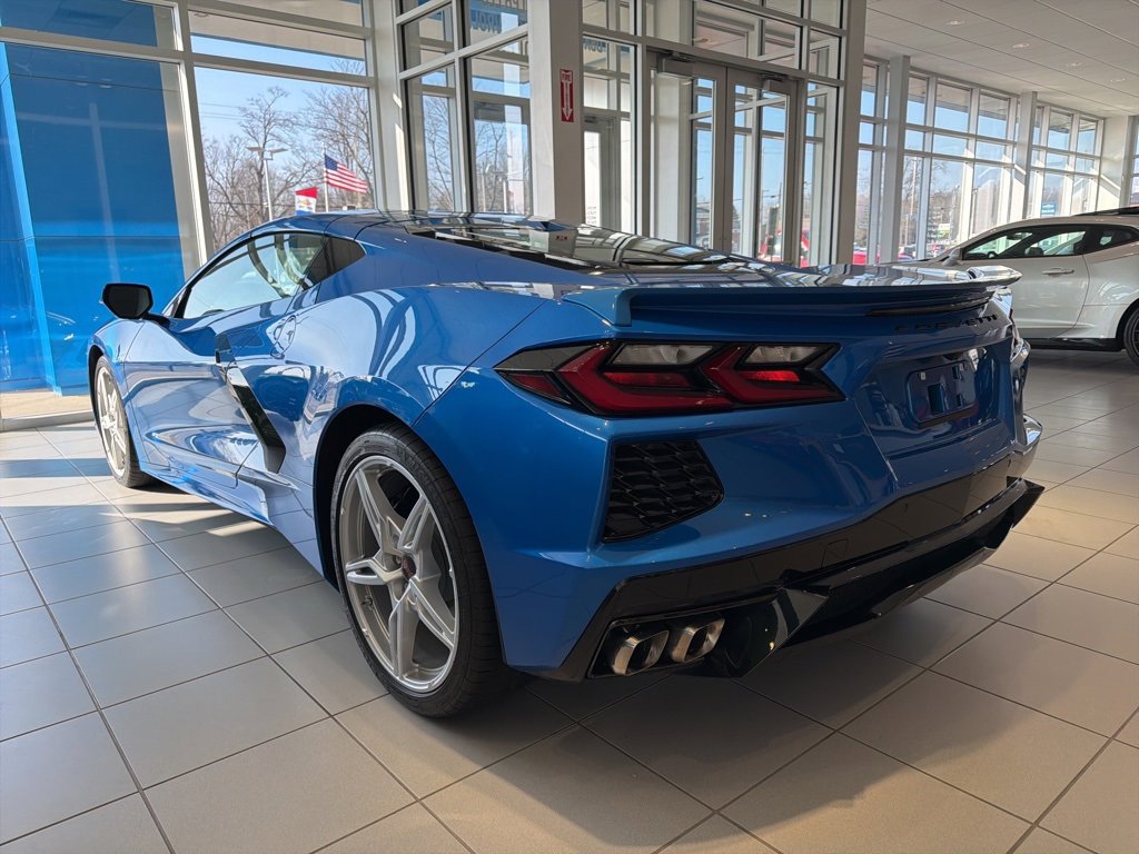 Used 2024 Chevrolet Corvette Stingray Coupe image 4