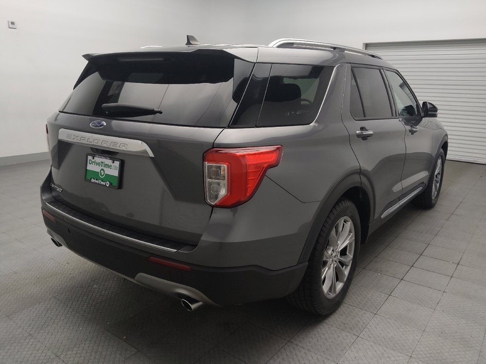 Used 2023 Ford Explorer Limited w/ Equipment Group 301A RWD image 9