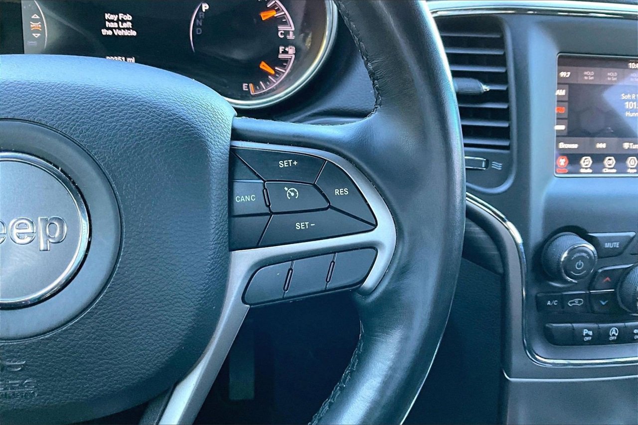 Certified 2021 Jeep Grand Cherokee Laredo image 29