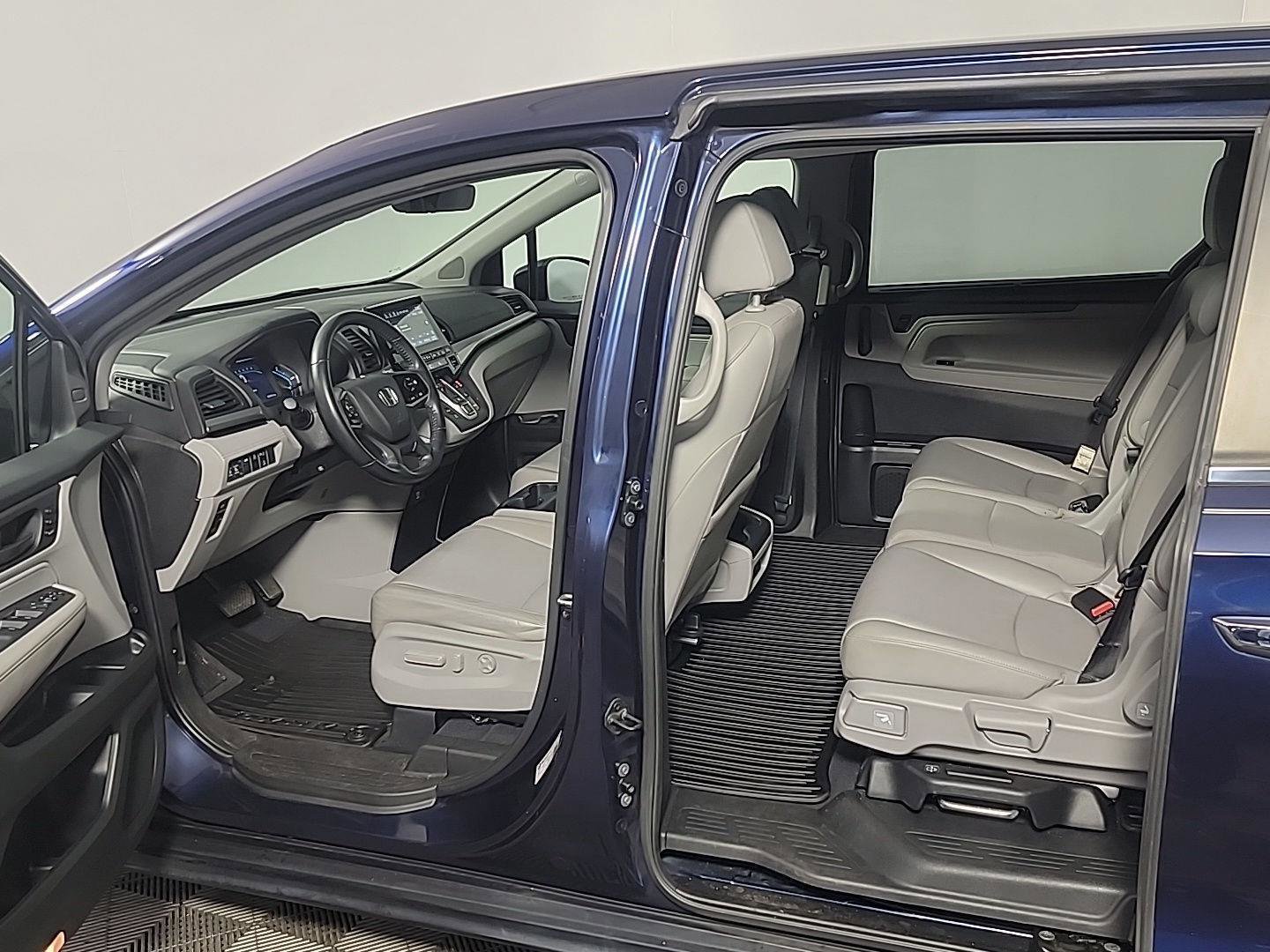 Certified 2019 Honda Odyssey EX-L image 16