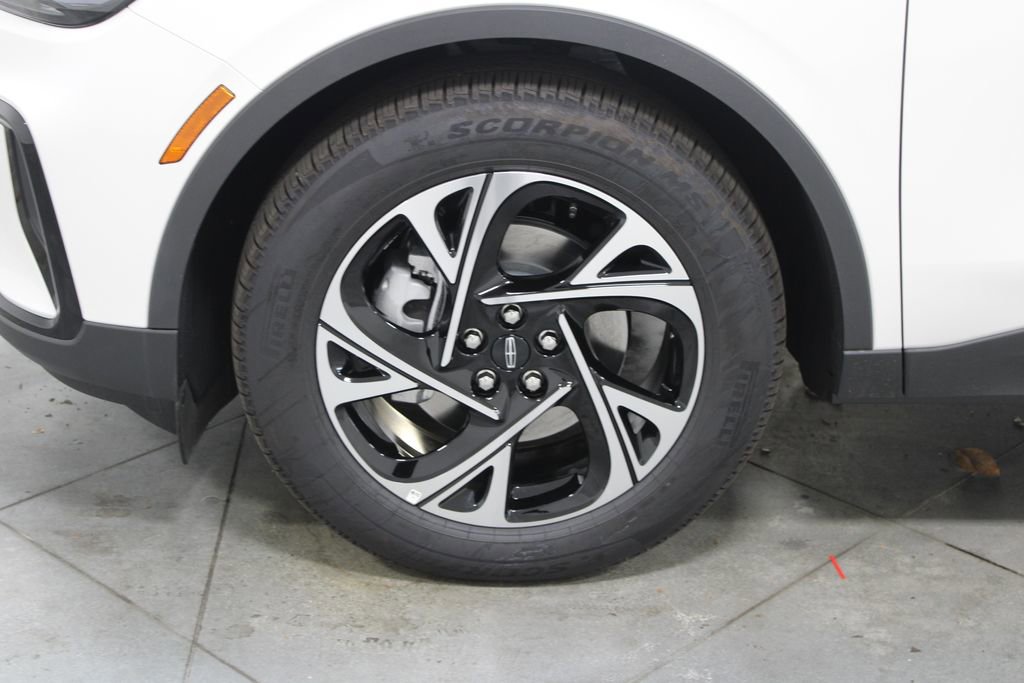 New 2026 Lincoln Nautilus Premier w/ Equipment Group 102A image 18