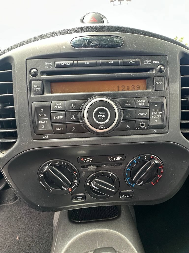 Used 2014 Nissan Juke S w/ Midnight Edition 2.0 FWD image 12