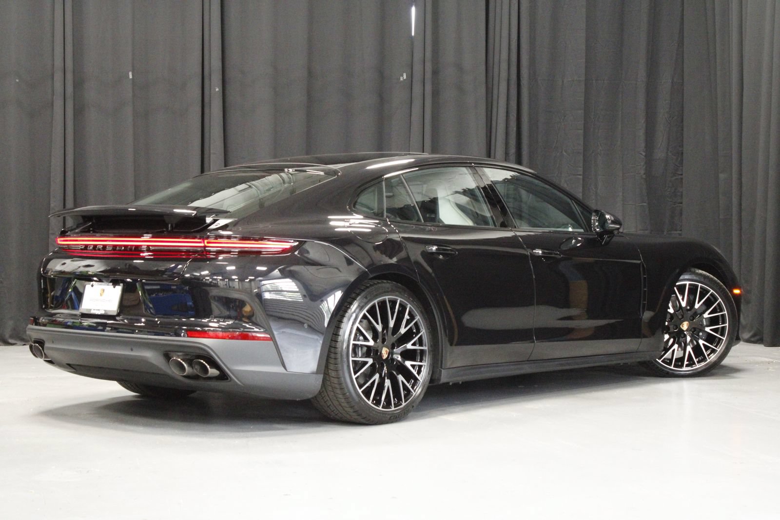 New 2026 Porsche Panamera 4 AWD/4WD image 7