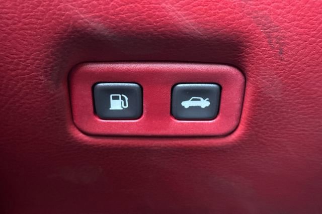 Used 2012 Chevrolet Corvette Grand Sport w/ 3LT Preferred Equipment Group image 36