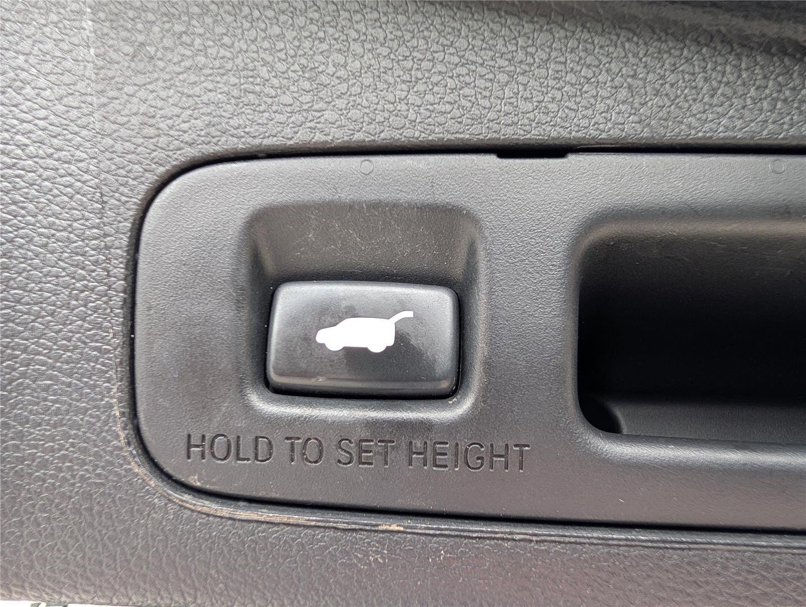 Used 2020 Honda CR-V Touring image 14