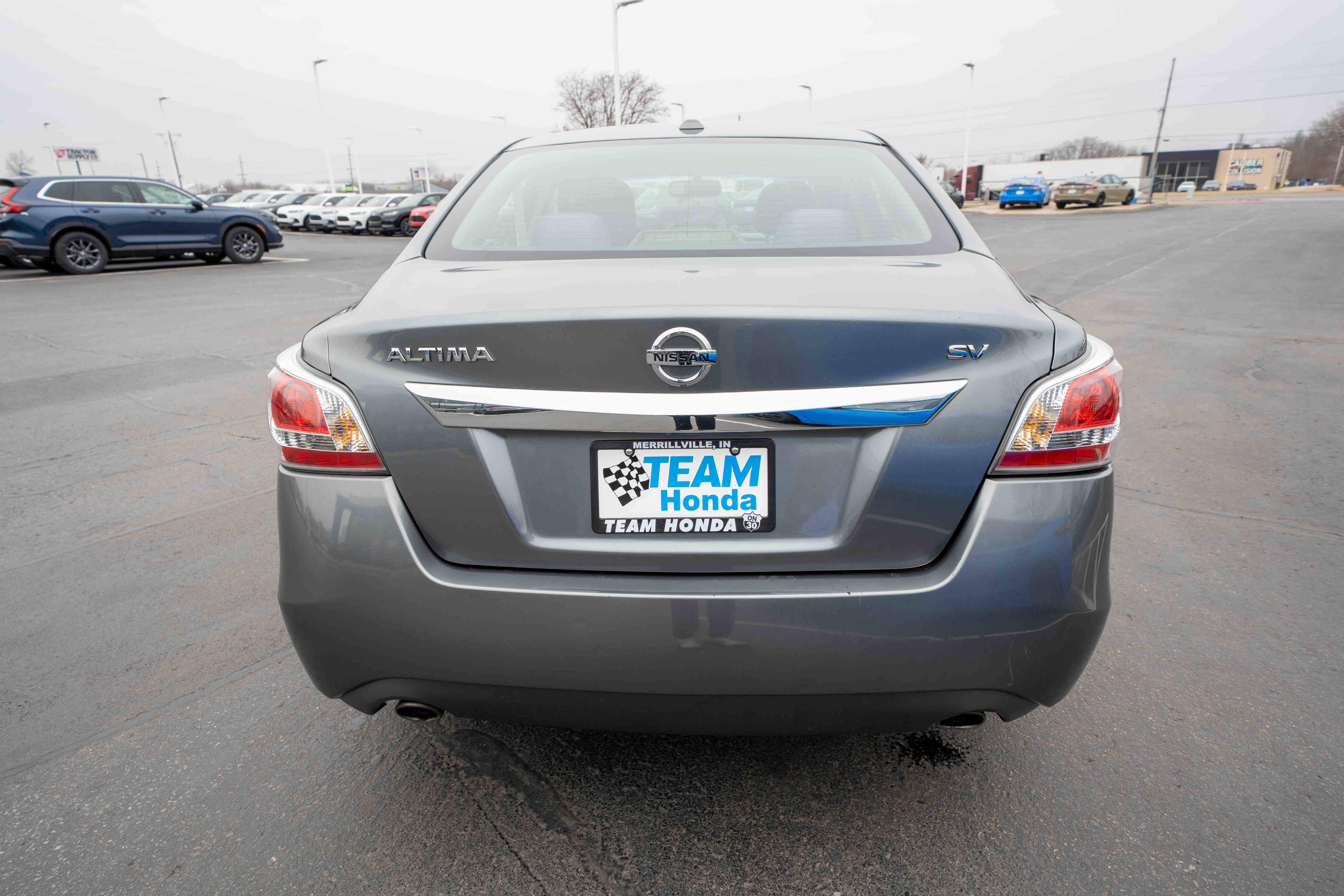 Used 2015 Nissan Altima 2.5 SV w/ Convenience Package image 5