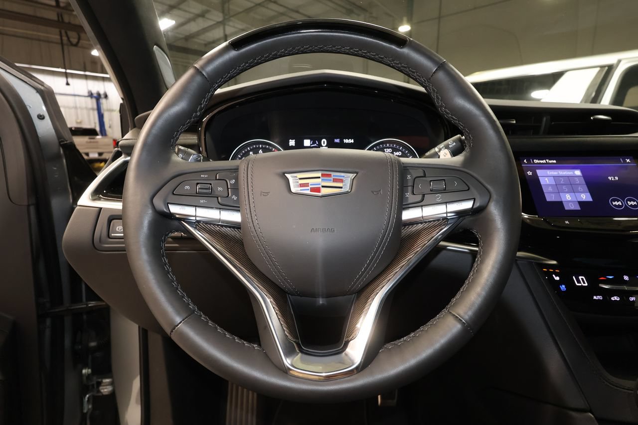 Certified 2025 Cadillac XT6 Sport w/ Platinum Package AWD/4WD image 10