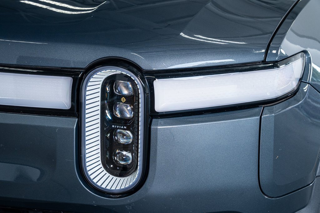 Used 2022 Rivian R1T Launch Edition image 14