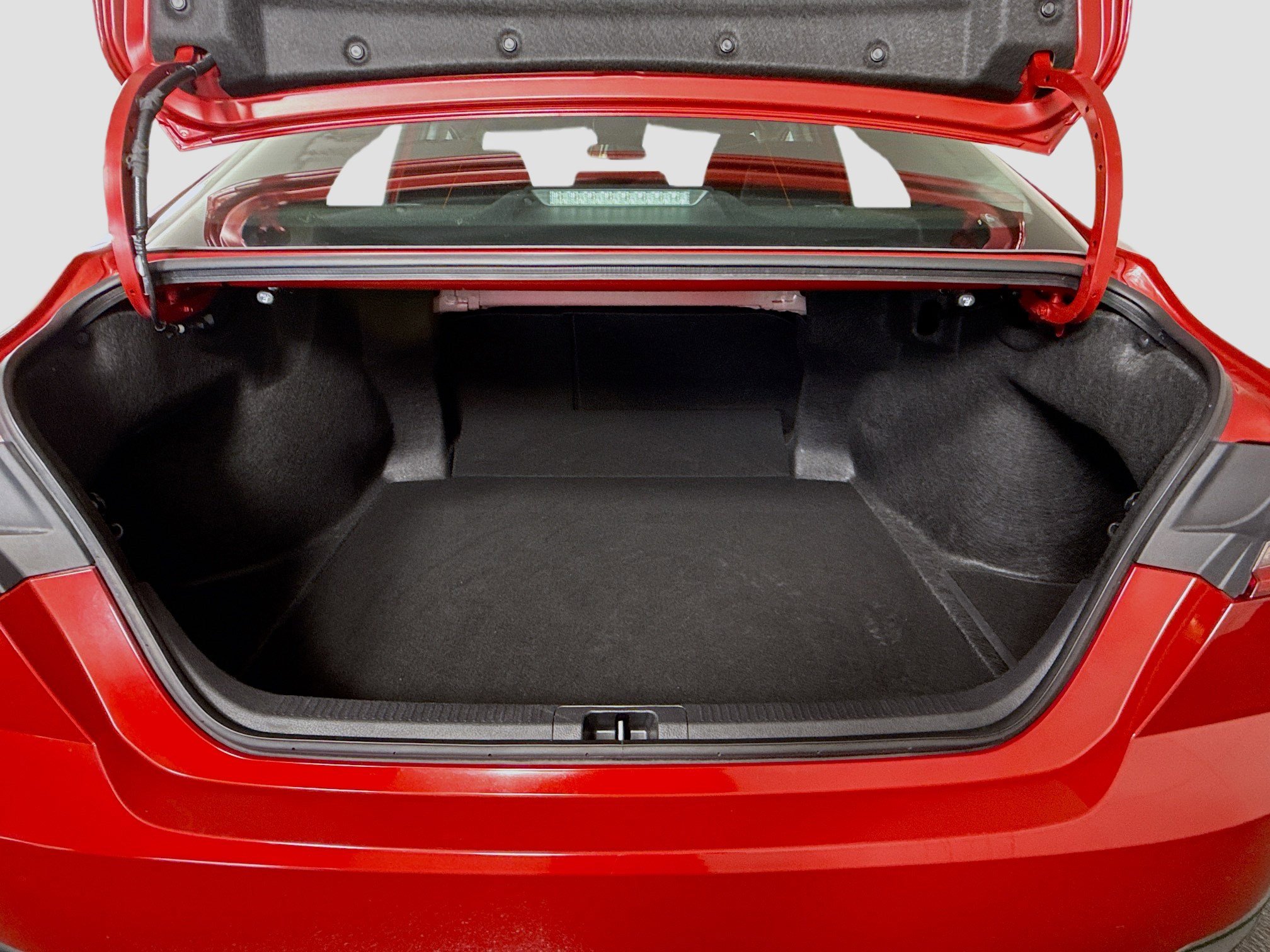 Used 2025 Toyota Camry LE image 35