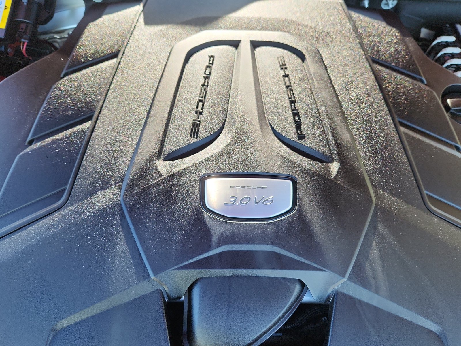 Used 2021 Porsche Cayenne Coupe AWD/4WD image 17