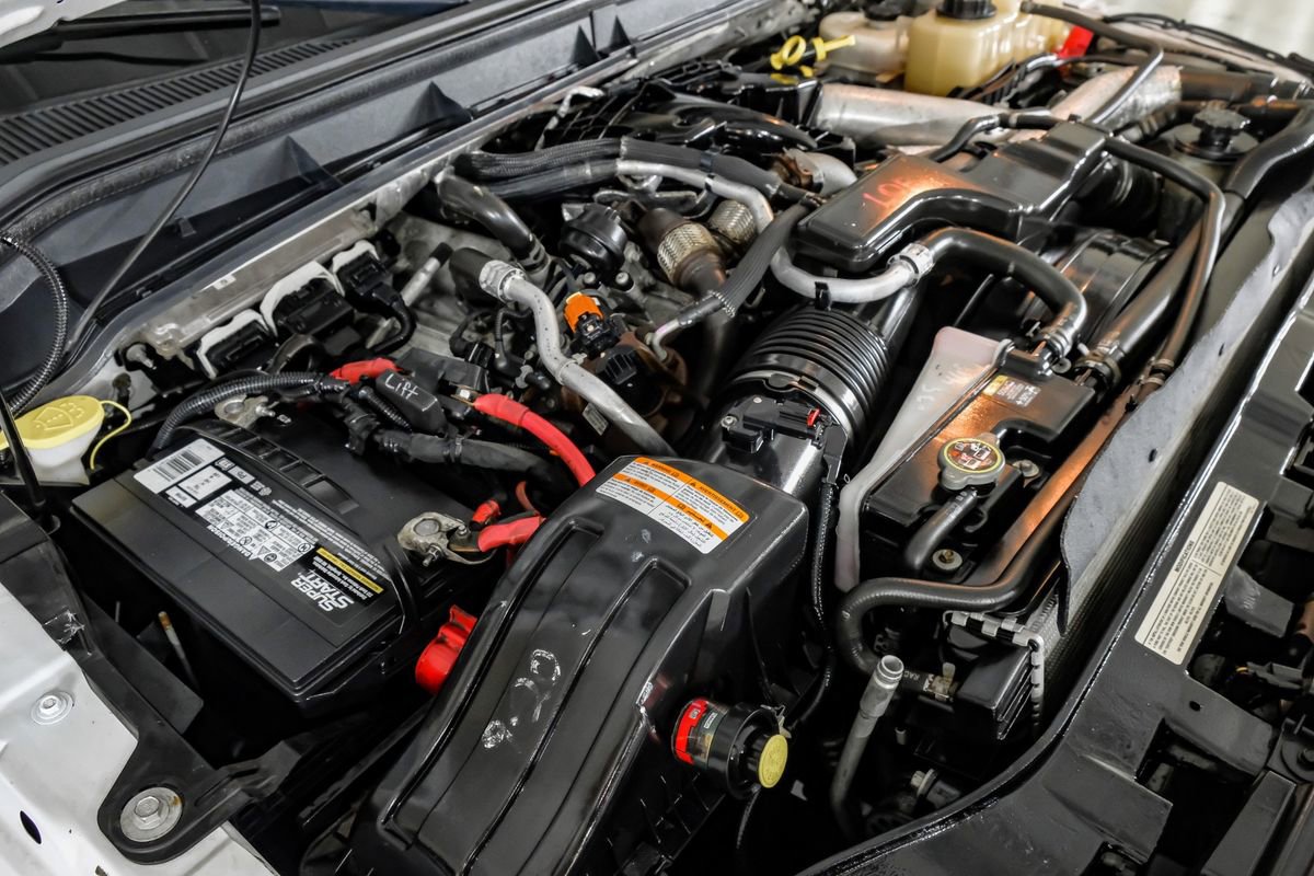 Used 2012 Ford F550 2WD Regular Cab Super Duty w/ Payload Upgrade Pkg image 37