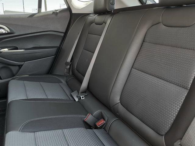 New 2026 Chevrolet Trax LT w/ LT Convenience Package FWD image 7