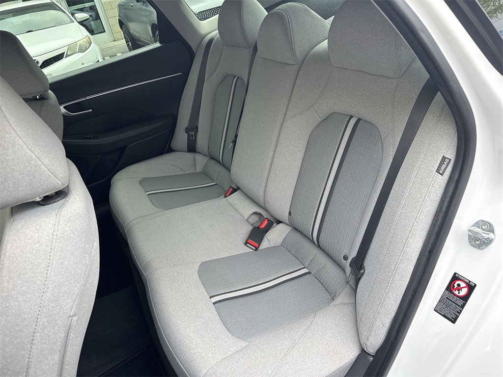 Used 2022 Hyundai Sonata SE image 24