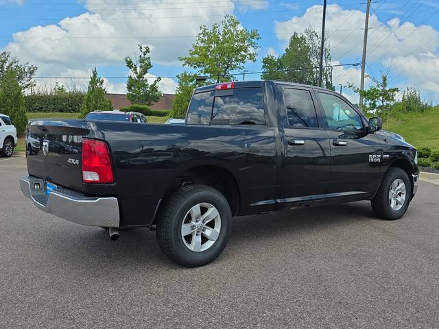 Used 2017 RAM 1500 Classic SLT AWD/4WD image 3