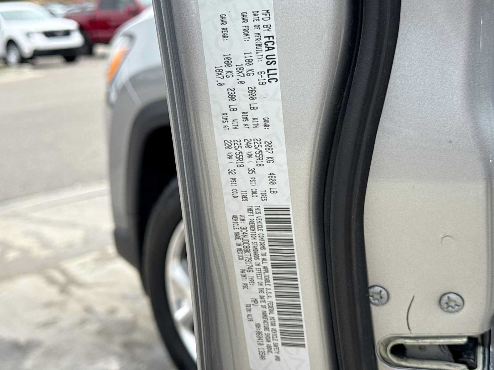 Used 2019 Jeep Compass Limited AWD/4WD image 34