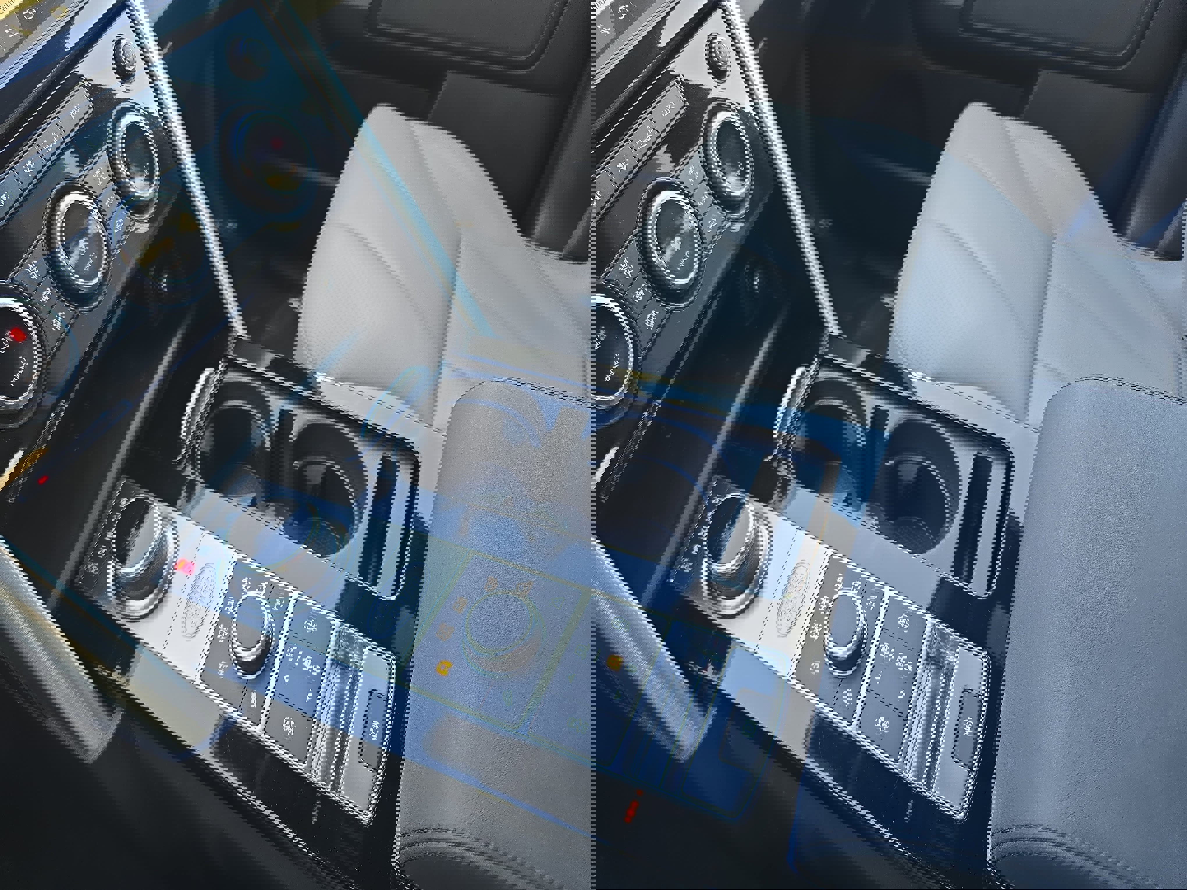 Used 2019 Land Rover Discovery HSE image 26