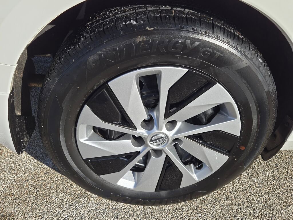 Used 2025 Nissan Altima 2.5 S image 9