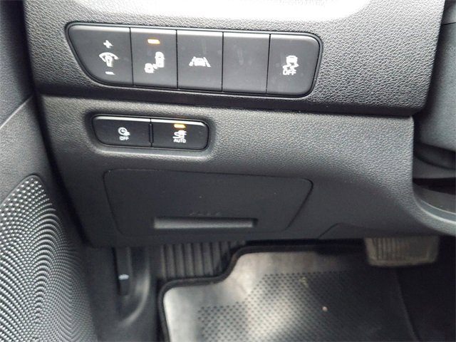 Used 2022 Kia Niro EX Premium image 23