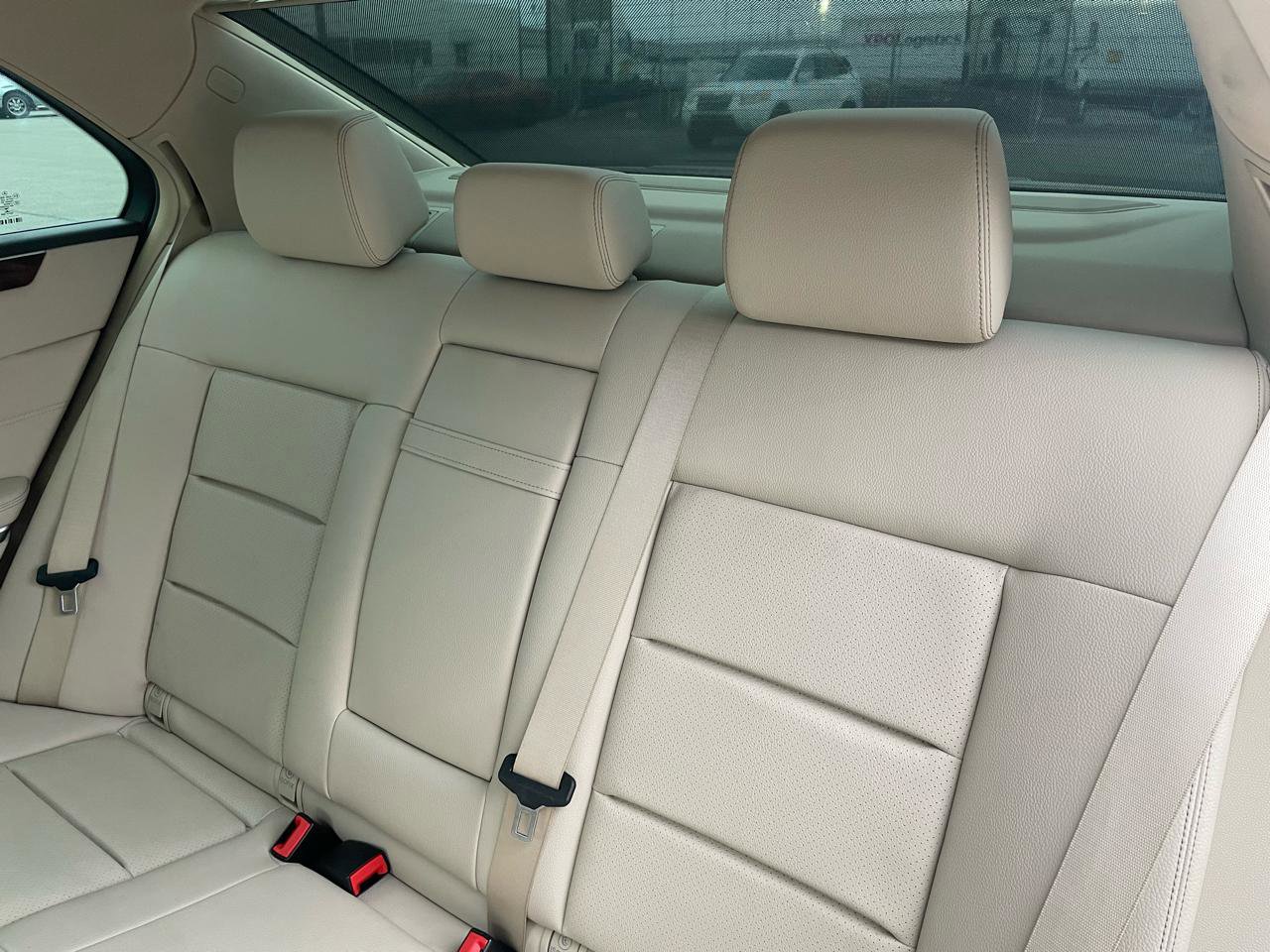 Used 2014 Mercedes-Benz E 350 Sedan image 16