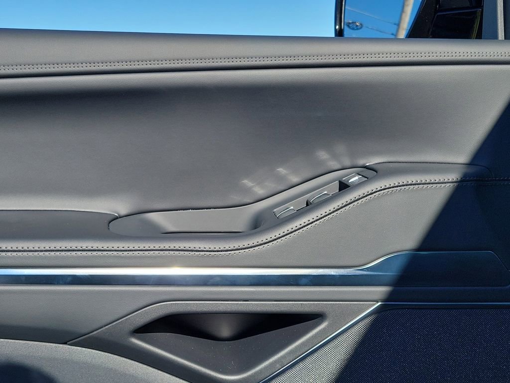 New 2025 Lincoln Navigator L Reserve w/ Jet Appearance Package AWD/4WD image 19