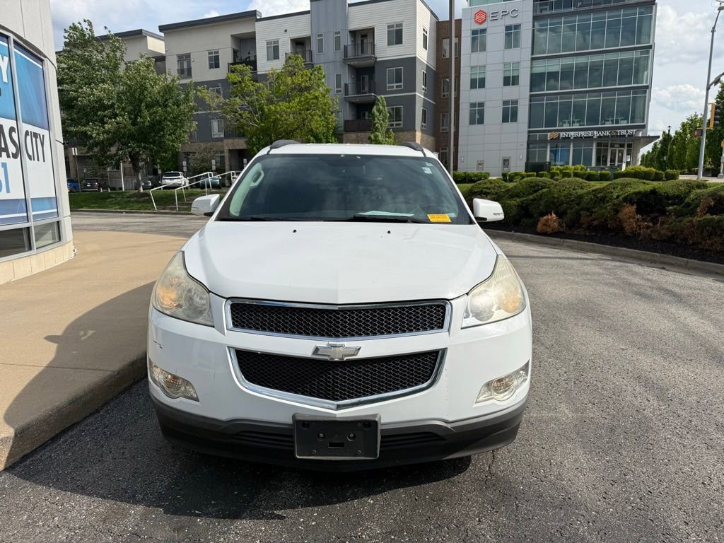 Used 2010 Chevrolet Traverse LT FWD image 8