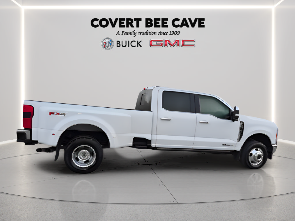 Used 2023 Ford F350 Lariat w/ Lariat Ultimate Package AWD/4WD image 12