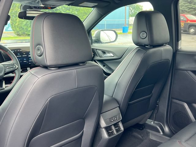 New 2027 Chevrolet Equinox RS w/ Convenience Package III AWD/4WD image 36