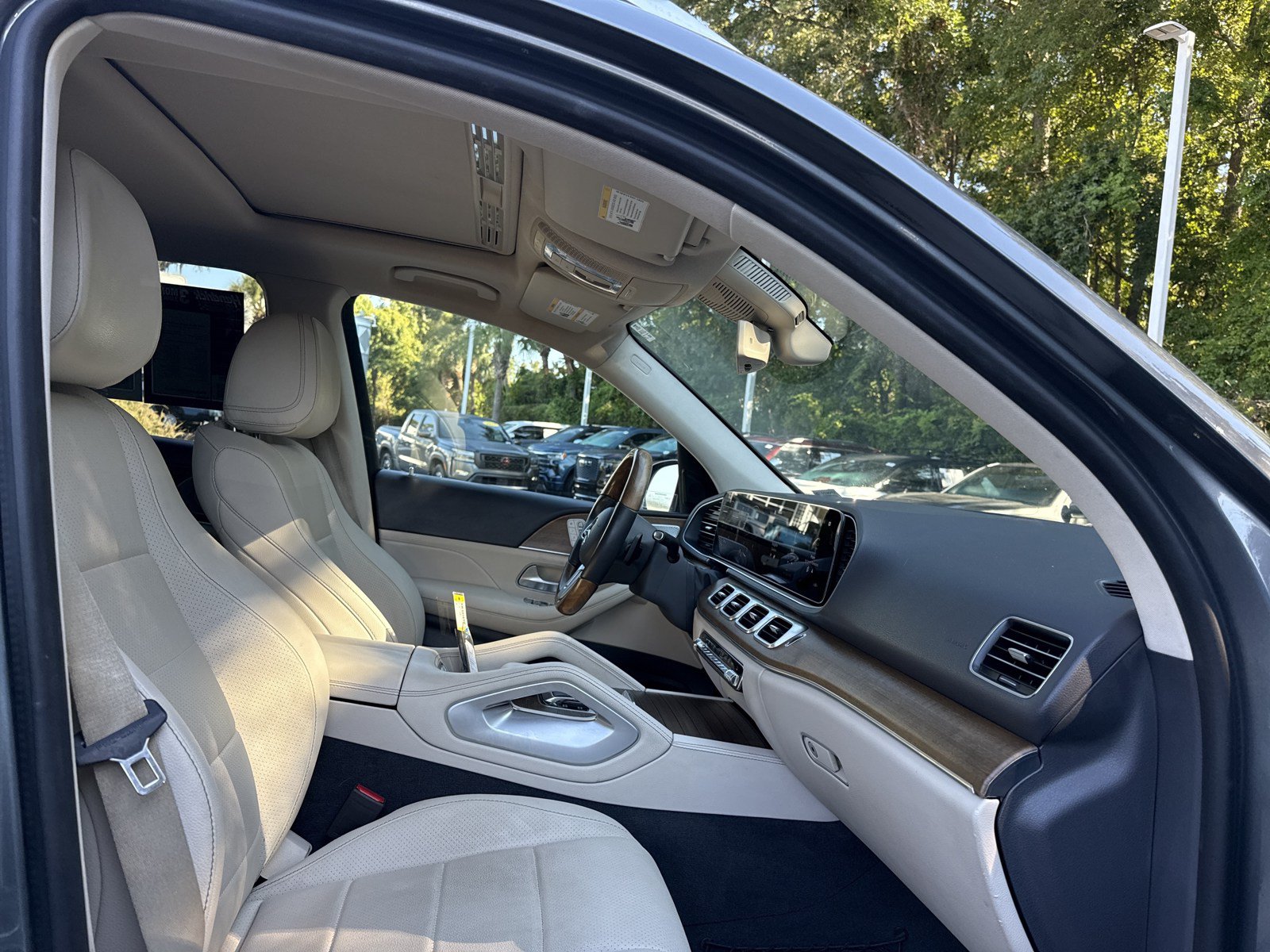 Used 2020 Mercedes-Benz GLE 350 4MATIC image 36